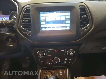 2019 Jeep Compass Latitude – miniatura 10
