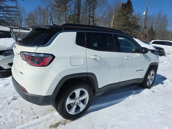 2019 Jeep Compass Latitude - miniatura 4
