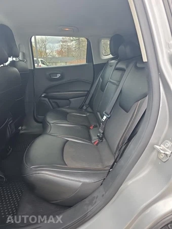 2019 Jeep Compass Latitude - miniatura 16