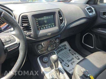2019 Jeep Compass Latitude - miniatura 10