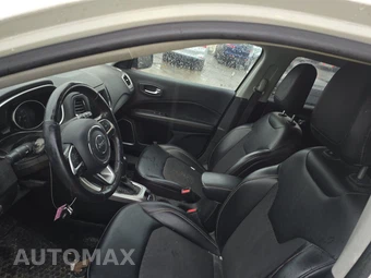 2019 Jeep Compass Latitude - miniatura 17