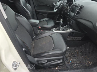 2019 Jeep Compass Latitude - miniatura 8