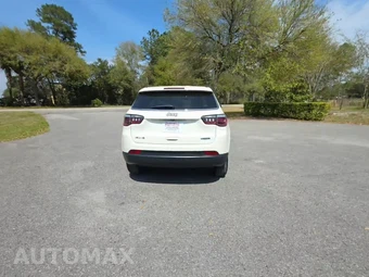 2019 Jeep Compass Latitude - miniatura 4