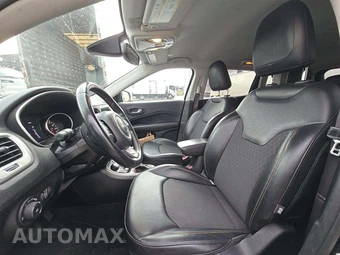 2019 Jeep Compass Latitude - miniatura 3