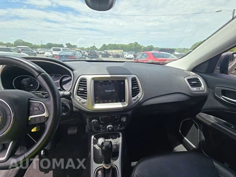 2019 Jeep Compass Latitude – miniatura 11