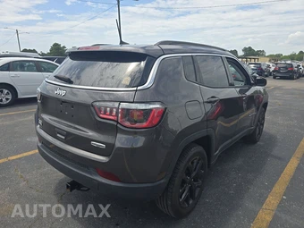 2019 Jeep Compass Latitude – miniatura 4