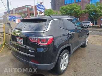 2019 Jeep Compass Latitude - miniatura 3