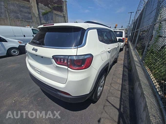 2019 Jeep Compass Latitude - miniatura 3