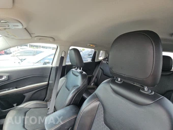 2019 Jeep Compass Latitude - miniatura 17
