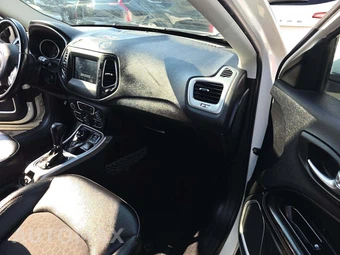 2019 Jeep Compass Latitude - miniatura 19
