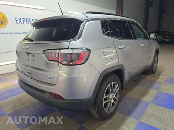 2019 Jeep Compass Latitude w/Sun & Wheel Pkg – miniatura 3