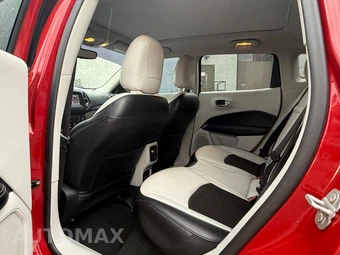 2019 Jeep Compass Latitude w/Sun & Wheel Pkg - miniatura 12