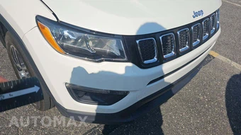 2019 Jeep Compass Latitude w/Sun & Wheel Pkg – miniatura 21