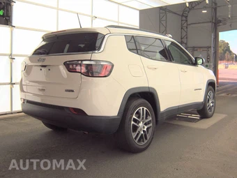 2019 Jeep Compass Latitude w/Sun & Wheel Pkg – miniatura 4