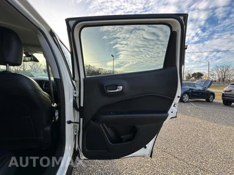 2019 Jeep Compass Limited - miniatura 24