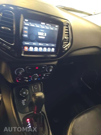 2019 Jeep Compass Limited - miniatura 10