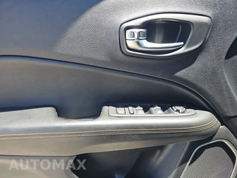 2019 Jeep Compass Limited - miniatura 9