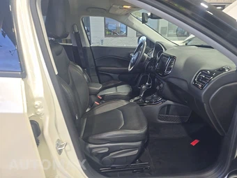 2019 Jeep Compass Limited - miniatura 8