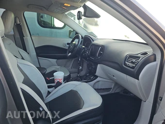 2019 Jeep Compass Limited - miniatura 8
