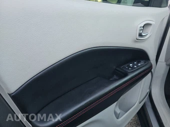 2019 Jeep Compass Limited - miniatura 9