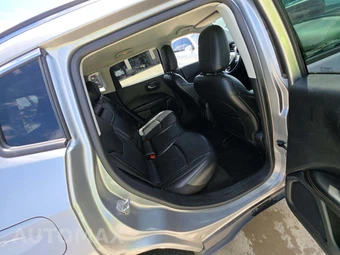 2019 Jeep Compass Limited – miniatura 16