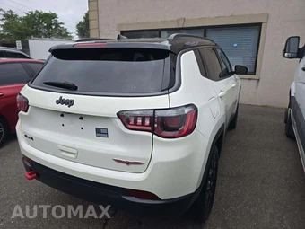 2019 Jeep Compass Trailhawk - miniatura 3