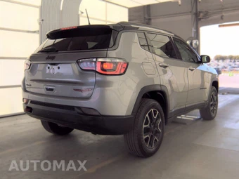 2019 Jeep Compass Trailhawk - miniatura 4