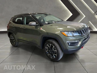 2019 Jeep Compass Trailhawk - miniatura 2