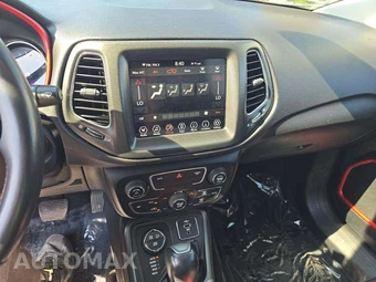 2019 Jeep Compass Trailhawk - miniatura 7