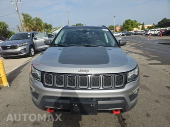 2019 Jeep Compass Trailhawk – miniatura 2