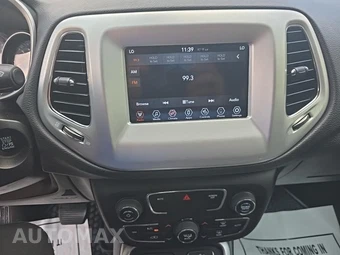 2019 Jeep Compass Upland Edition – miniatura 22
