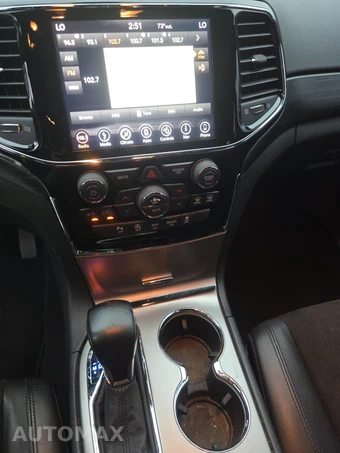 2019 Jeep Grand Cherokee Altitude Edition - miniatura 11