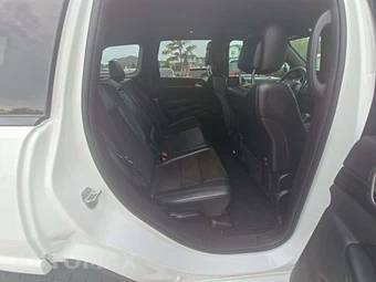 2019 Jeep Grand Cherokee Altitude Edition - miniatura 16