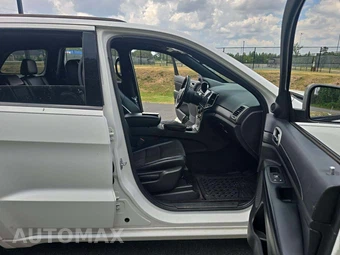 2019 Jeep Grand Cherokee Altitude Edition - miniatura 15
