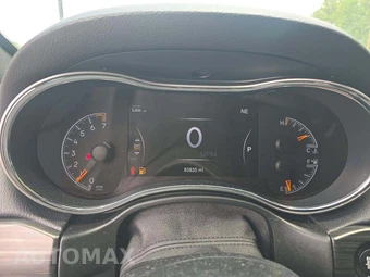 2019 Jeep Grand Cherokee Altitude Edition - miniatura 6