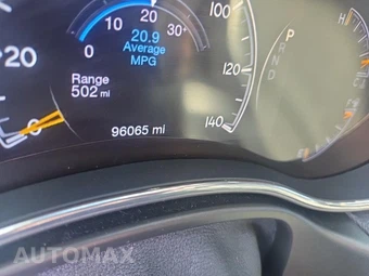 2019 Jeep Grand Cherokee Altitude Edition - miniatura 15