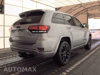 2019 Jeep Grand Cherokee Altitude Edition - miniatura 4