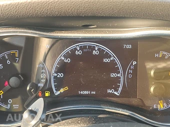 2019 Jeep Grand Cherokee Altitude Edition - miniatura 18