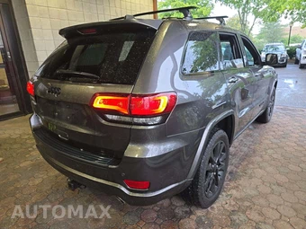 2019 Jeep Grand Cherokee Altitude Edition - miniatura 3