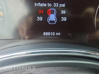 2019 Jeep Grand Cherokee Altitude Edition - miniatura 15