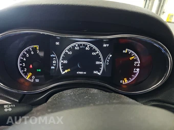 2019 Jeep Grand Cherokee Altitude Edition - miniatura 12