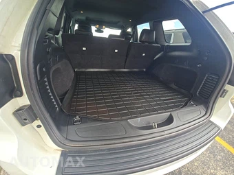 2019 Jeep Grand Cherokee Altitude Edition - miniatura 16
