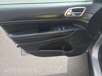 2019 Jeep Grand Cherokee E Edition – miniatura 9