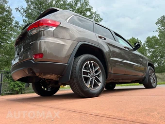 2019 Jeep Grand Cherokee E Edition - miniatura 19