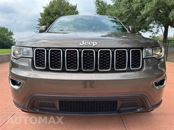 2019 Jeep Grand Cherokee E Edition - miniatura 3