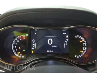 2019 Jeep Grand Cherokee High Altitude Edition - miniatura 12