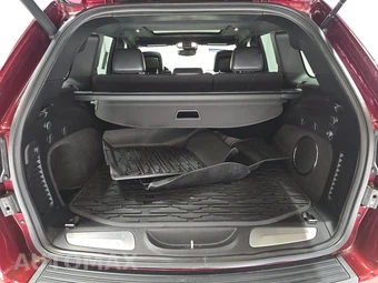 2019 Jeep Grand Cherokee High Altitude Edition - miniatura 16