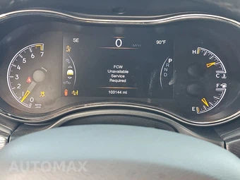 2019 Jeep Grand Cherokee High Altitude Edition - miniatura 12