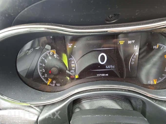 2019 Jeep Grand Cherokee High Altitude Edition - miniatura 6