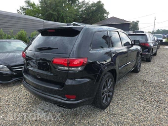 2019 Jeep Grand Cherokee High Altitude Edition - miniatura 3